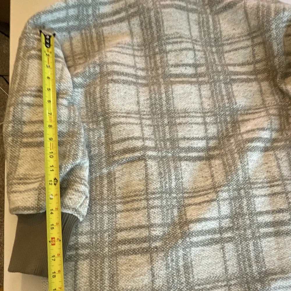Steve Madden Women's Gray Plaid Collared Zip/Snap Jacket w/ Pockets M - Picture 10 of 13